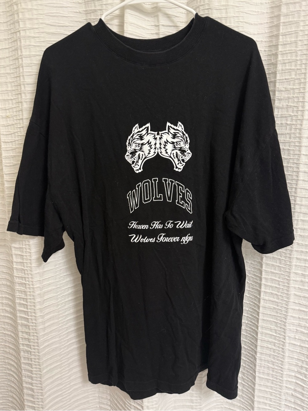 DarcSport Wolves Graphic Black T-Shirt